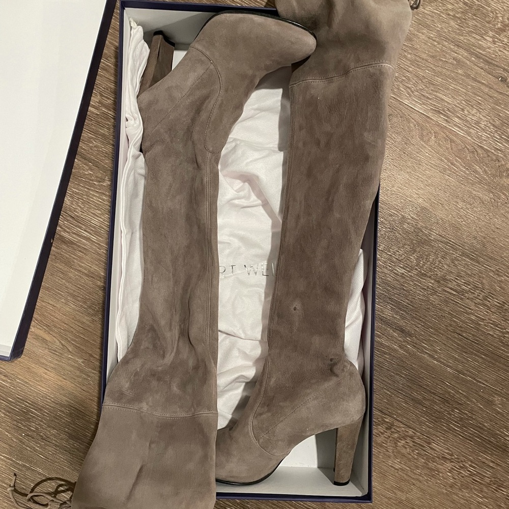Stuart Weitzman Hiland Topo suede 6.5